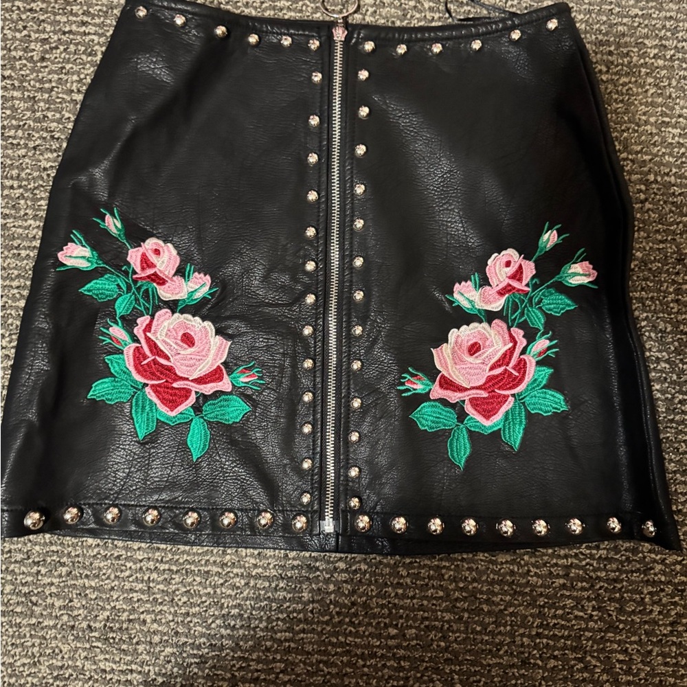 Signature Black Embellished Mini Pencil Skirt